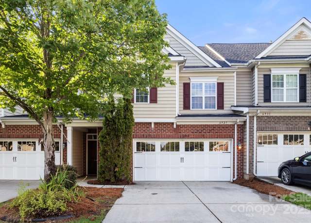 Property at 6927 Maricopa Rd, Charlotte, NC 28277, 3 beds, 2.5 baths