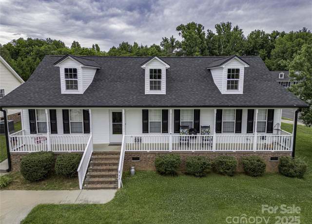 Property at 532 Jedburgh Way, Rock Hill, SC 29730, 3 beds, 2 baths