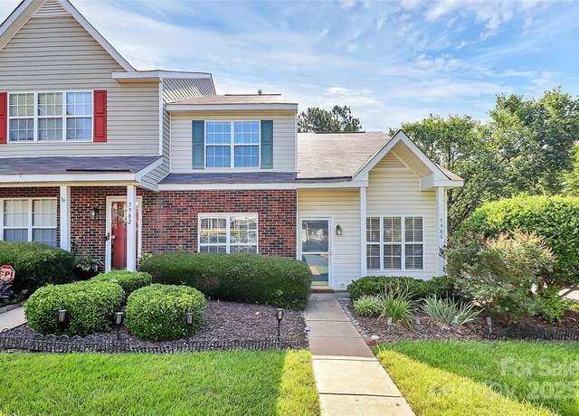 Property at 5980 Cougar Ln, Charlotte, NC 28269, 3 beds, 2 baths