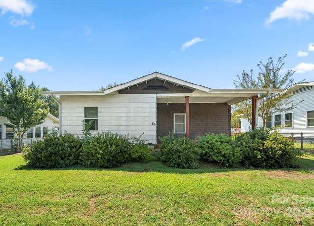 Property at 86 Dellinger Ave, Gastonia, NC 28054, 3 beds, 1.5 baths