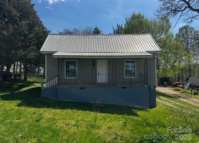 Property at 203 Watt St, Cooleemee, NC 27014, 2 beds, 1 bath