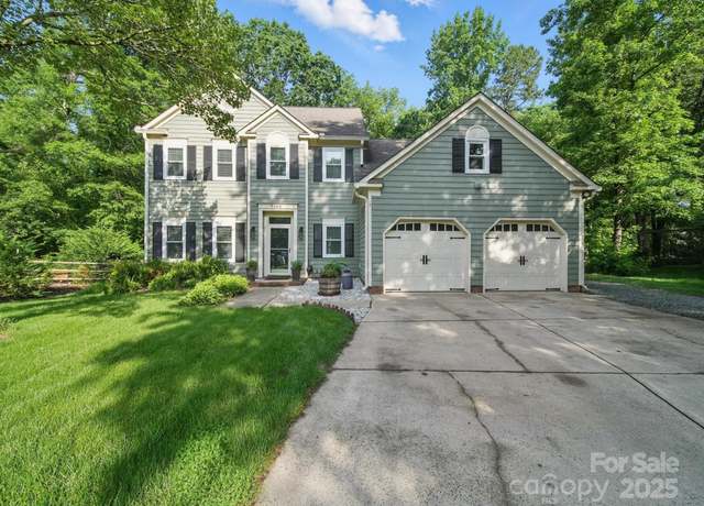 Property at 7344 Maitland Ln, Charlotte, NC 28215, 4 beds, 2.5 baths