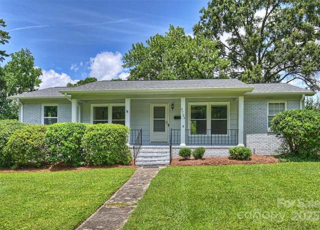 Property at 3729 Woodleaf Rd, Charlotte, NC 28205, 3 beds, 1.5 baths