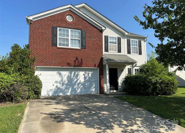 Property at 4424 Staffordshire Ln, Charlotte, NC 28213, 3 beds, 2.5 baths