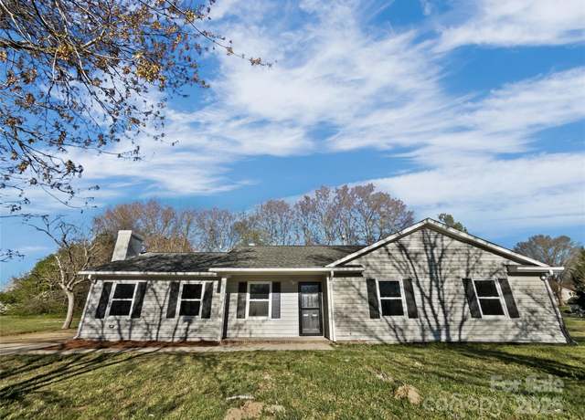 Property at 4700 Misty Hill Ln, Gastonia, NC 28056, 3 beds, 2 baths