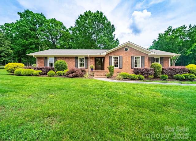 Property at 3313 Lancaster Hwy, Monroe, NC 28112, 3 beds, 2 baths