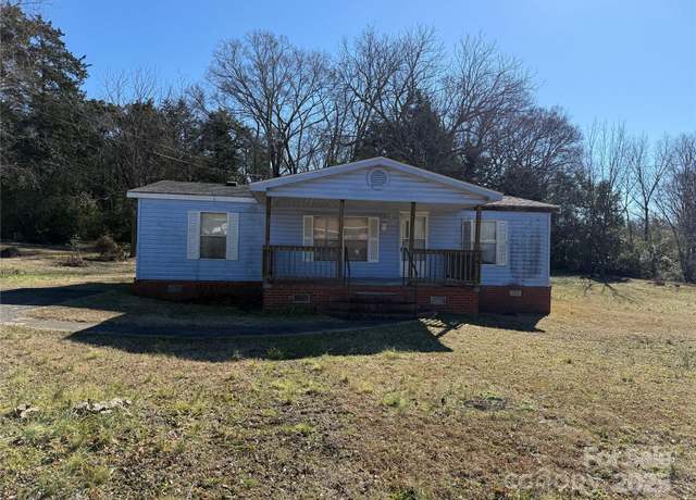 Property at 181 Jeter St, Chester, SC 29706, 3 beds, 2 baths