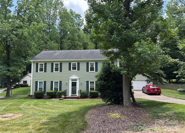 Property at 1919 Windlock Dr, Charlotte, NC 28270, 4 beds, 2.5 baths
