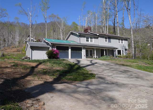 Property at 305 Webb Cove Rd, Asheville, NC 28804, 4 beds, 2.5 baths