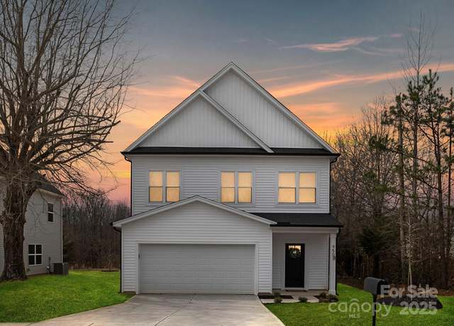 Property at 9423 Weston Woods Ln, Charlotte, NC 28216, 4 beds, 2.5 baths