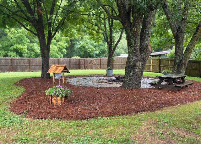 Property at 1111 Unionville Church Rd, Monroe, NC 28110, 3 beds, 3 baths