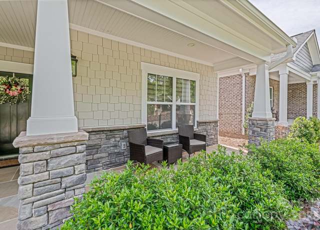 Property at 1109 Bunch Dr, Statesville, NC 28677, 3 beds, 3 baths