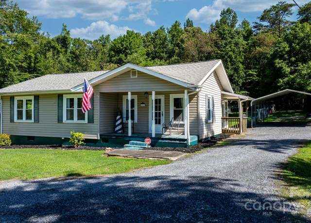 Property at 4006 Sol Mull St, Morganton, NC 28655, 3 beds, 1 bath