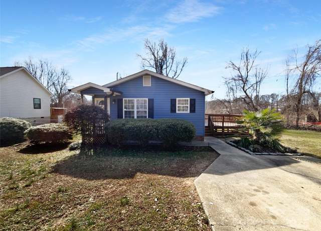 Property at 2725 Fair Oaks Dr, Gastonia, NC 28054, 3 beds, 2 baths