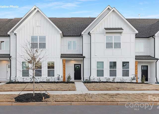 Property at 356 Bly St, Rock Hill, SC 29732, 4 beds, 3 baths