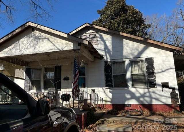 Property at 316 E 4th Ave, Gastonia, NC 28054, 2 beds, 1 bath