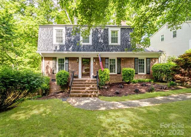 Property at 2731 Creekbed Ln, Charlotte, NC 28210, 4 beds, 2.5 baths