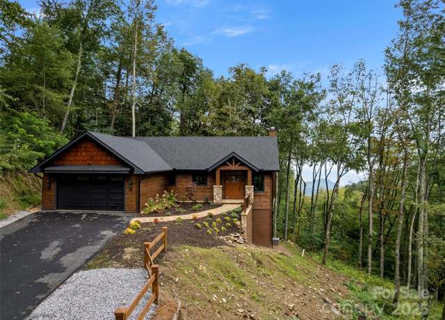 Property at 102 Iga Trl, Maggie Valley, NC 28751, 3 beds, 3.5 baths