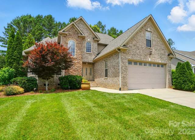 Property at 1705 Townsend Ln, Rock Hill, SC 29730, 4 beds, 2.5 baths