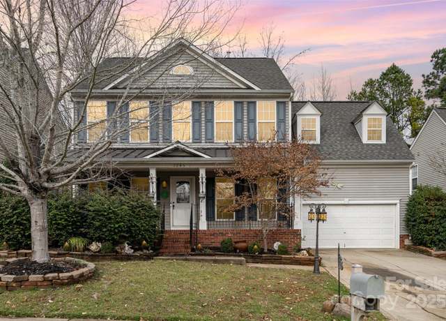 Property at 1245 Periwinkle Dr, Waxhaw, NC 28173, 4 beds, 2.5 baths
