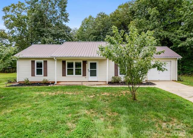 Property at 3627 Lee Moore Rd, Maiden, NC 28650, 3 beds, 2 baths