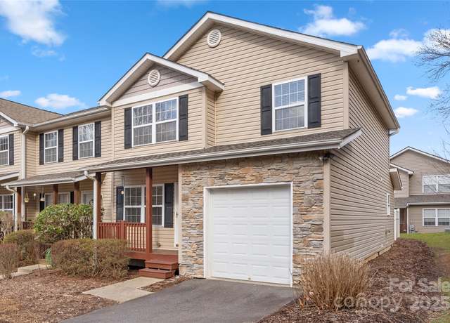 Property at 210 Pembrook Rd, Swannanoa, NC 28778, 3 beds, 2.5 baths