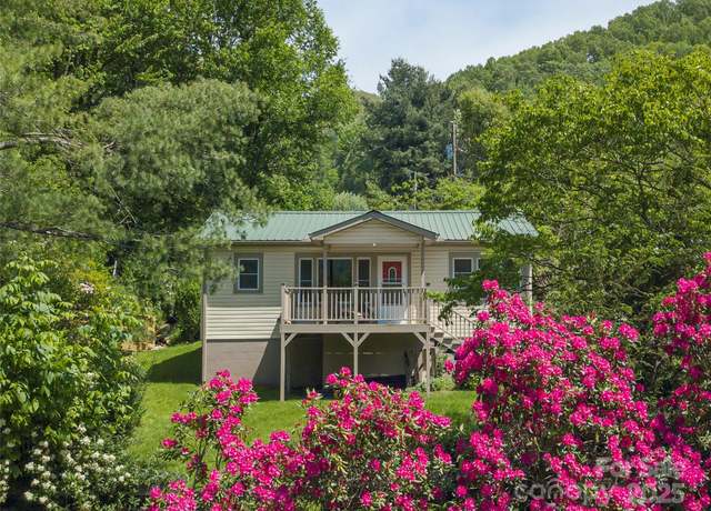 Property at 255 Red Bank Rd, Waynesville, NC 28786, 2 beds, 1 bath