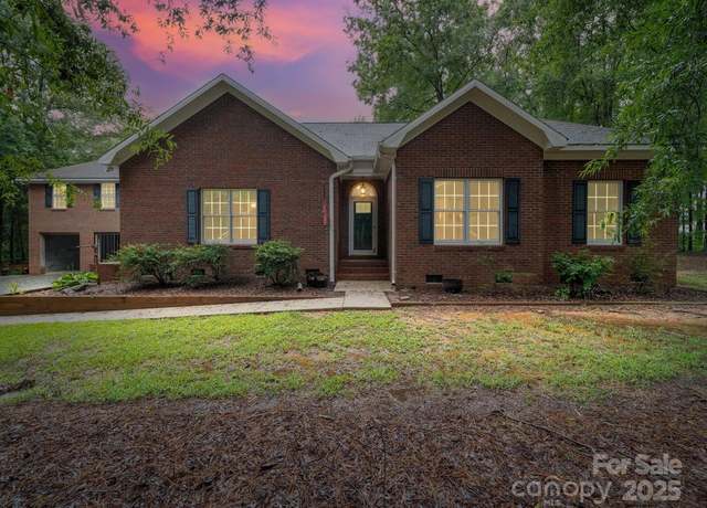 Property at 6819 Prospect Pointe Dr, Monroe, NC 28112, 4 beds, 3 baths