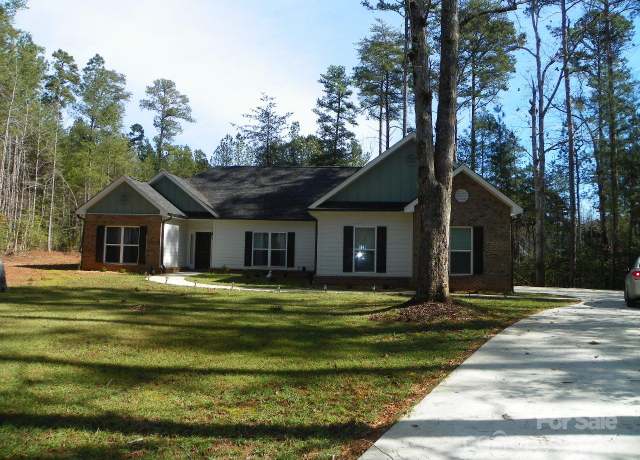 Property at 128 Summerlake Dr, New London, NC 28127, 3 beds, 2.5 baths