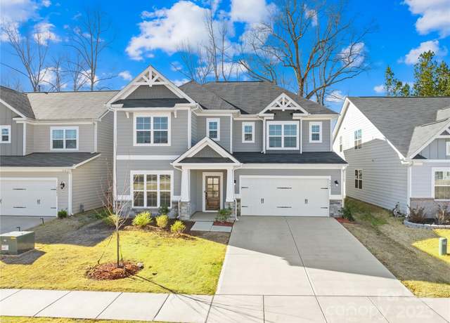 Property at 8005 Rolling Wheels Rd, Charlotte, NC 28215, 4 beds, 2.5 baths