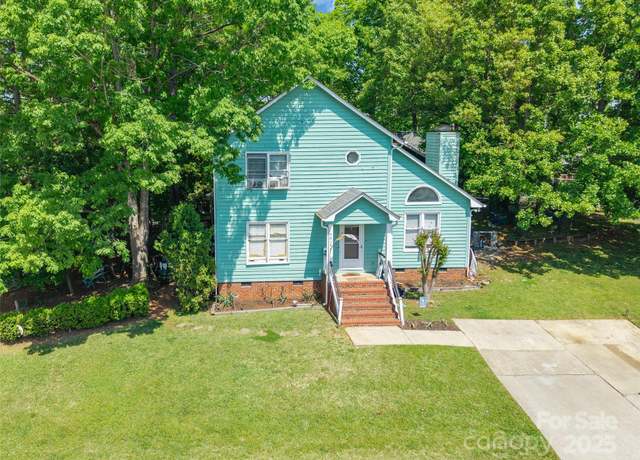 Property at 9012 Windjammer Dr, Tega Cay, SC 29708, 3 beds, 2 baths