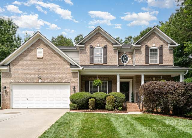 Property at 2504 Korbel Ct, Waxhaw, NC 28173, 5 beds, 2.5 baths