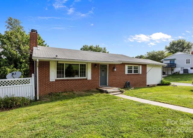 Property at 72 Boydston St, Canton, NC 28716, 2 beds, 2 baths
