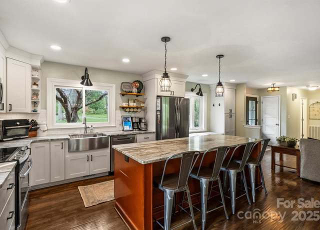 Property at 9025 Shields Dr, Huntersville, NC 28078, 3 beds, 2 baths