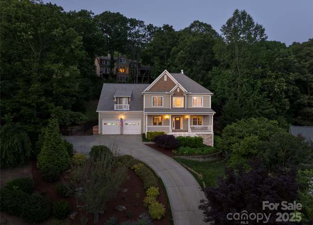 Property at 22 Rosebay Ln, Asheville, NC 28803, 6 beds, 4.5 baths