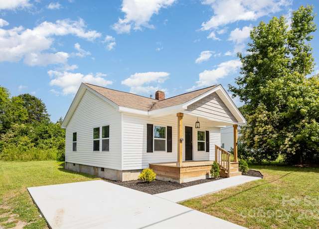Property at 210 Marshall St, Rock Hill, SC 29730, 2 beds, 1 bath