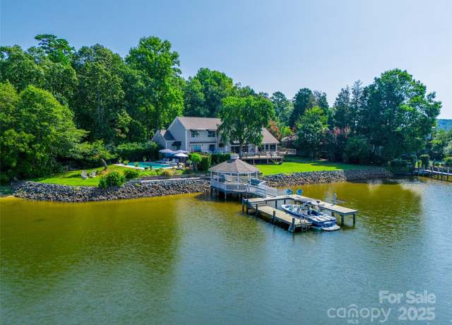 Property at 15 Old Stage Trl, Clover, SC 29710, 5 beds, 4 baths