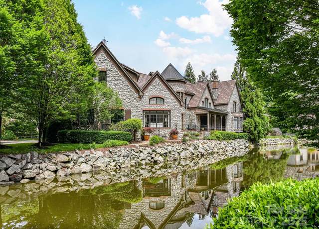 Property at 2240 La Maison Dr, Charlotte, NC 28226, 4 beds, 3.5 baths