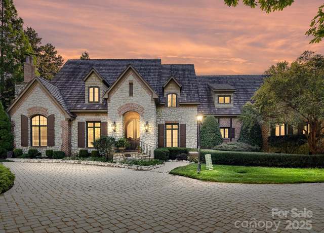 Property at 2240 La Maison Dr, Charlotte, NC 28226, 4 beds, 3.5 baths