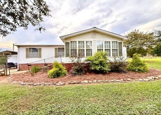 Property at 1233 W Cabaniss Rd, Shelby, NC 28150, 3 beds, 2 baths