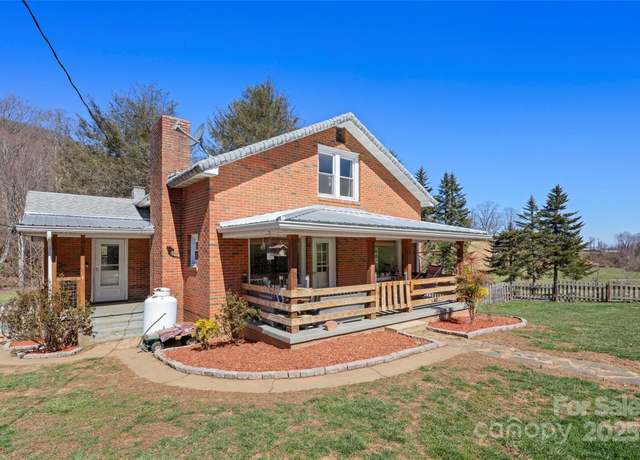Property at 1383 Newfound Rd, Leicester, NC 28748, 3 beds, 1.5 baths