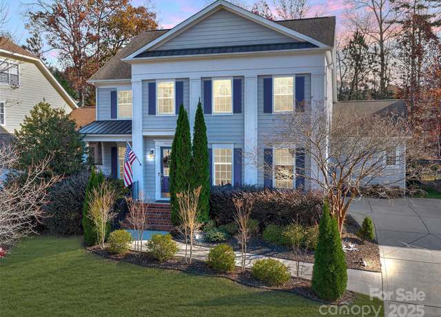 Property at 10029 Daufuskie Dr, Charlotte, NC 28278, 5 beds, 3.5 baths