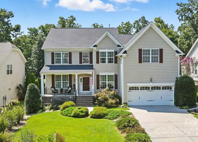 Property at 10914 Stone Bunker Dr, Charlotte, NC 28227, 4 beds, 2.5 baths