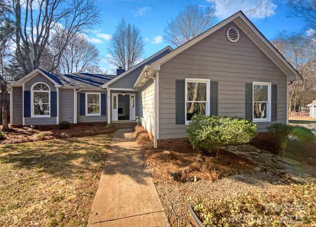 Property at 14106 Carriage Lake Dr, Charlotte, NC 28273, 3 beds, 2 baths