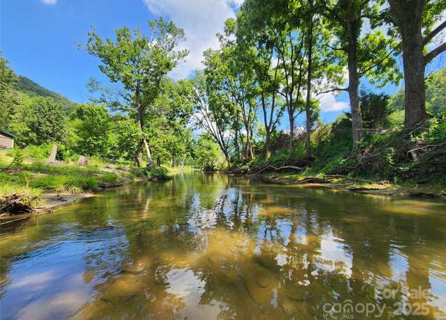 Property at 2978 NC 9 Hwy, Black Mountain, NC 28711, 1 bed, 1 bath
