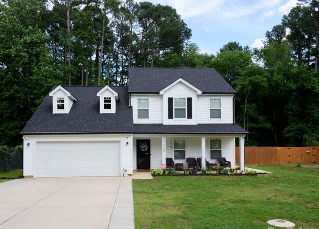 Property at 12150 Plover Dr, Charlotte, NC 28269, 4 beds, 3.5 baths