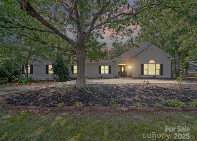 Property at 7402 Cunningham Ln, Indian Trail, NC 28079, 3 beds, 3 baths