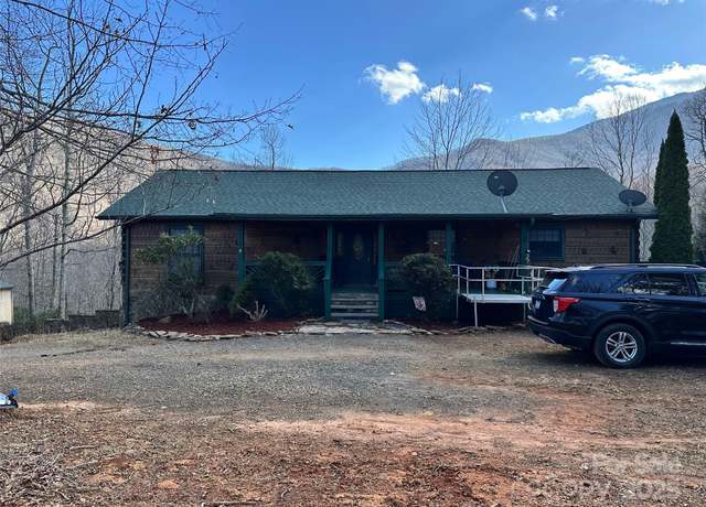Property at 211 Cherry Hollow Rd, Burnsville, NC 28714, 3 beds, 2.5 baths