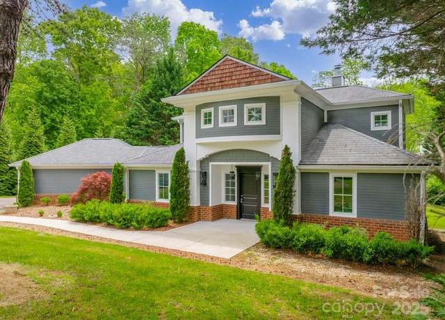 Property at 74 Eastmoor Dr, Asheville, NC 28805, 3 beds, 2.5 baths