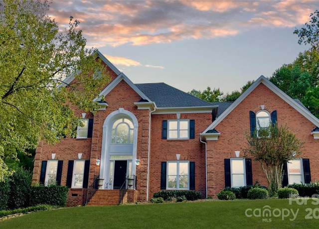 Property at 9015 Kirkley Ct, Charlotte, NC 28277, 4 beds, 3.5 baths